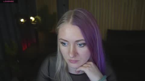 Lina online show from February 2026 06:57:02 AM