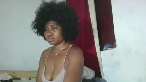 drasomaralda online show from November 2025 05:06:01 PM