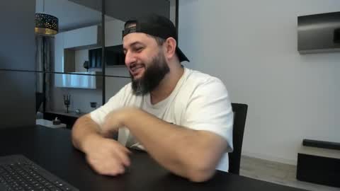 DravenPeak online show from November 2025 02:02:01 PM