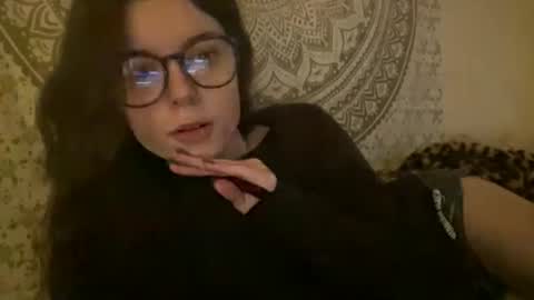 Snapshot of dream1girl_ chatting on February 2026 04:12:02 AM ur dream girl online show from February 2026 04:12:02 AM