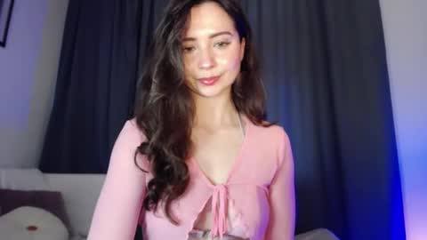 Nicole online show from February 2025 02:44:01 PM