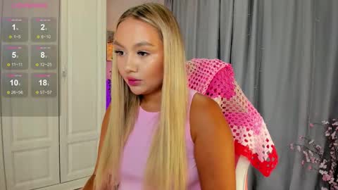 Snapshot of dreamaise chatting on September 2025 03:58:02 PM  Mary   pvt open    use pink and blue app lovense online show from September 2025 03:58:02 PM