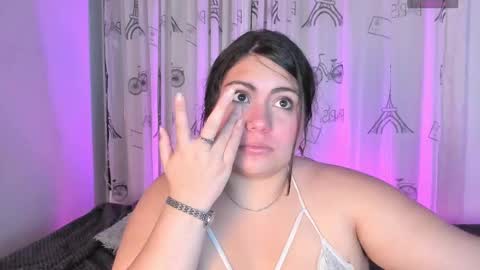 Snapshot of dreamboo_ chatting on February 2026 02:53:01 AM Cami Daza online show from February 2026 02:53:01 AM