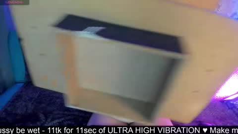 Snapshot of dreamboo_ chatting on February 2026 02:07:03 AM Cami Daza online show from February 2026 02:07:03 AM