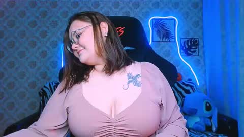 dreamforyoue2 online show from October 2025 08:09:01 PM