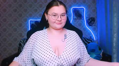 dreamforyoue2 online show from November 2025 08:07:01 PM