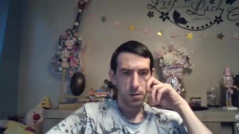 dreamguy38 online show from December 2025 08:00:02 AM