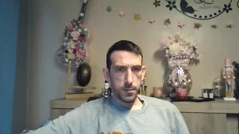 dreamguy38 online show from December 2025 07:56:02 AM