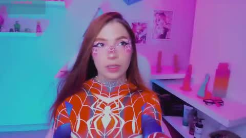 dreamleah_ online show from October 2025 04:44:02 AM