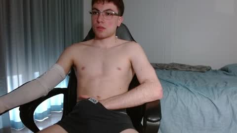 Snapshot of dreammicok chatting on May 2026 08:11:01 AM DreamBoy online show from May 2026 08:11:01 AM