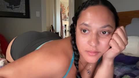 RIRI OR DREAMY online show from January 2025 12:35:02 AM