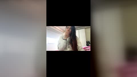 dreinafoxx online show from April 2026 06:32:02 PM