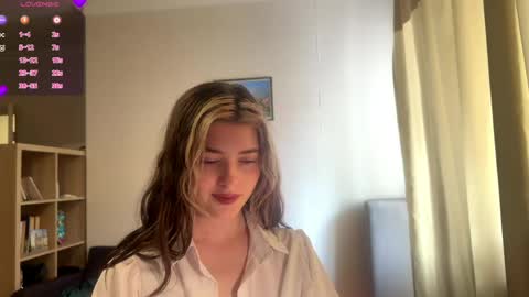 Snapshot of dremazwahlen chatting on May 2026 09:15:01 AM Dia online show from May 2026 09:15:01 AM