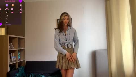 Snapshot of dremazwahlen chatting on May 2026 01:07:02 PM Dia online show from May 2026 01:07:02 PM