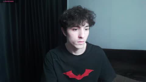 Snapshot of dress_air chatting on April 2026 08:03:01 PM Air online show from April 2026 08:03:01 PM