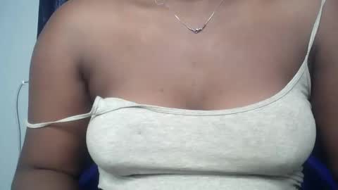 Snapshot of drippussy1 chatting on February 2026 04:22:01 AM Ebonypussy1 online show from February 2026 04:22:01 AM