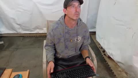 Snapshot of dritylilboy chatting on May 2026 05:08:01 PM Inexperienced catfish online show from May 2026 05:08:01 PM