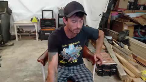 Snapshot of dritylilboy chatting on June 2026 02:33:02 PM Inexperienced catfish online show from June 2026 02:33:02 PM