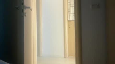 Dr. Resa online show from October 2025 05:41:01 AM