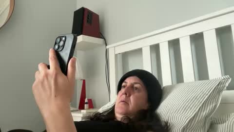 Dr. Resa online show from April 2026 07:17:01 AM