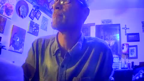 Snapshot of druedowm chatting on December 2025 10:00:02 AM druedowm online show from December 2025 10:00:02 AM
