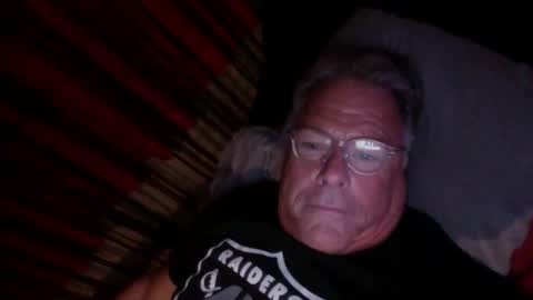 drummersrock92118 online show from April 2026 11:31:02 PM