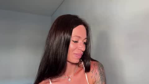 Snapshot of drunk_bosss chatting on June 2026 02:27:02 AM Bella online show from June 2026 02:27:02 AM