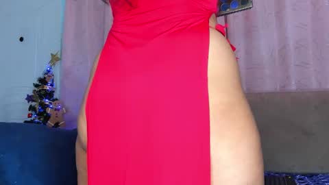 duamilktits online show from December 2025 08:30:01 AM