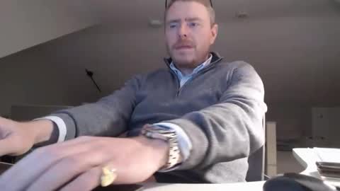 dubpistol_99 online show from January 2026 06:35:01 PM