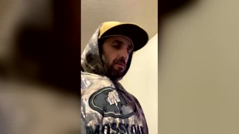 Snapshot of dugawuga chatting on January 2026 05:10:02 AM dugawuga online show from January 2026 05:10:02 AM