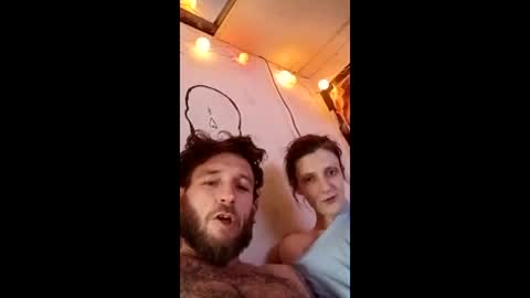 Snapshot of dukenbettykinks chatting on April 2026 07:02:01 AM dukenbettykinks online show from April 2026 07:02:01 AM