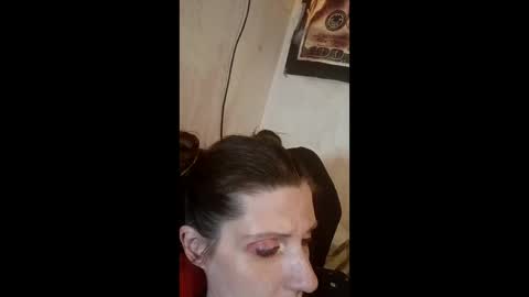 Snapshot of dukenbettykinks chatting on April 2026 12:17:01 AM dukenbettykinks online show from April 2026 12:17:01 AM