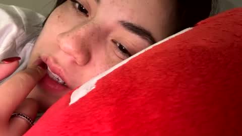 dulce2922 online show from December 2024 05:20:01 AM