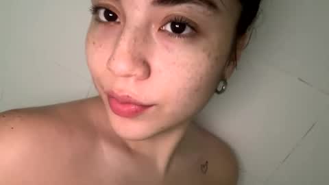 dulce2922 online show from February 2025 06:07:01 PM