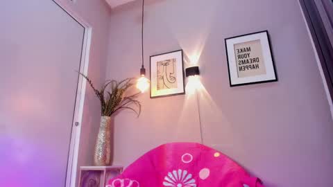 Snapshot of dulce__fiore07 chatting on September 2025 12:38:02 PM dulce__fiore07 online show from September 2025 12:38:02 PM