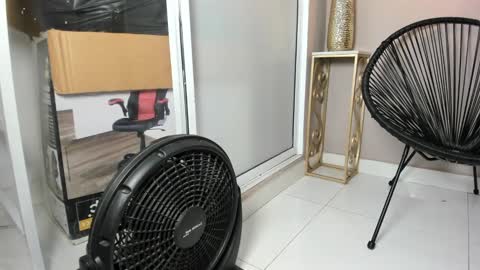 Snapshot of dulce__fiore07 chatting on September 2025 12:21:02 PM dulce__fiore07 online show from September 2025 12:21:02 PM