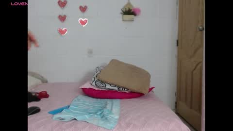 Anita online show from November 2025 05:29:02 AM