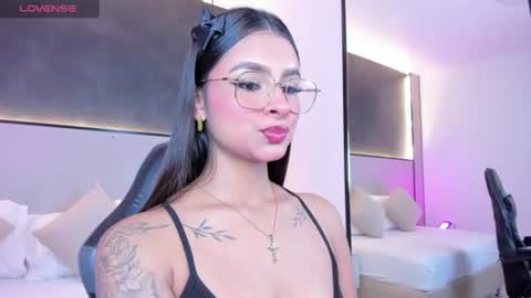 D U L C E online show from June 2026 07:46:01 PM