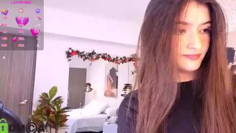 dulce_isabel_ online show from June 2026 03:53:02 AM