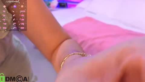 dulce_isabel_ online show from July 2026 03:53:01 AM