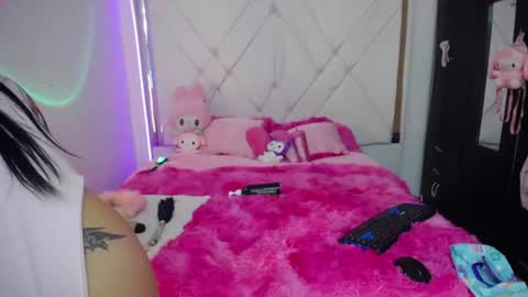 dulce_kiy online show from October 2025 05:40:01 AM