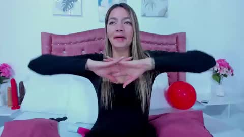 Dulce  online show from January 2025 04:07:01 PM