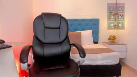 Snapshot of dulcebaker chatting on October 2025 06:01:02 AM Dulce Baker online show from October 2025 06:01:02 AM