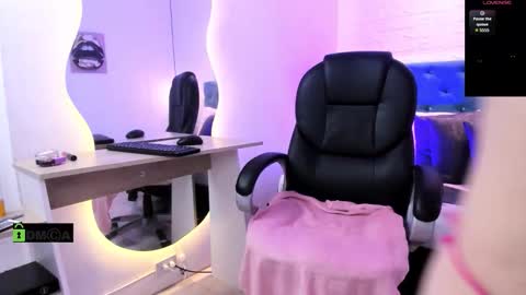 Dulce Baker online show from January 2026 04:06:02 AM