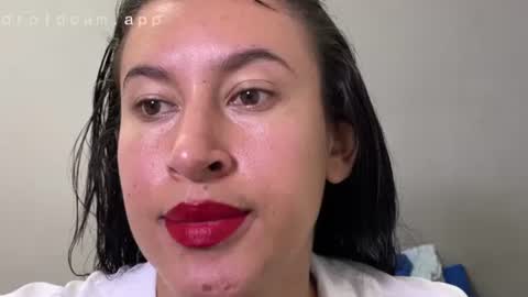 Snapshot of dulceizzy chatting on April 2026 12:32:01 AM dulceizzy online show from April 2026 12:32:01 AM