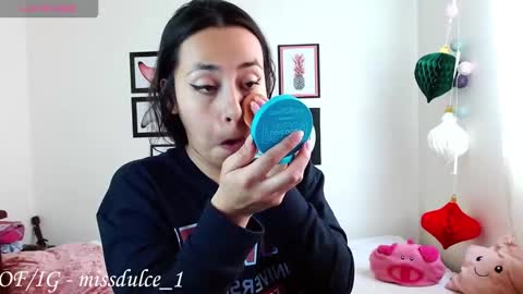 Dulce online show from February 2026 08:49:01 PM