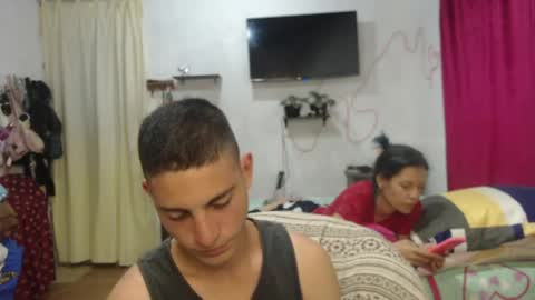 Snapshot of dulcetentations chatting on May 2026 01:44:01 AM shany y alan online show from May 2026 01:44:01 AM