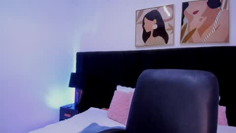 Dulce online show from April 2026 07:59:01 PM