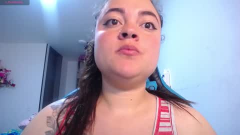 Snapshot of dumont_model chatting on February 2026 08:13:02 AM Nicole online show from February 2026 08:13:02 AM