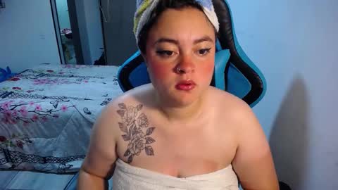 Snapshot of dumont_model chatting on March 2026 05:57:02 AM Nicole online show from March 2026 05:57:02 AM